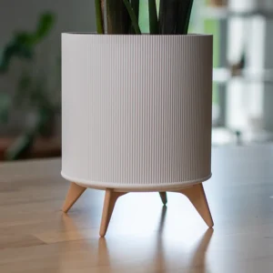 Planter with Legs - The Tyler